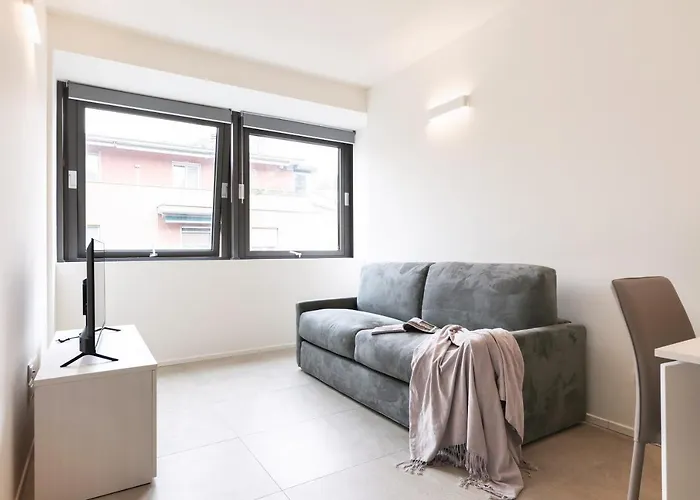 Otel Contempora - Rosellini 6a Milano