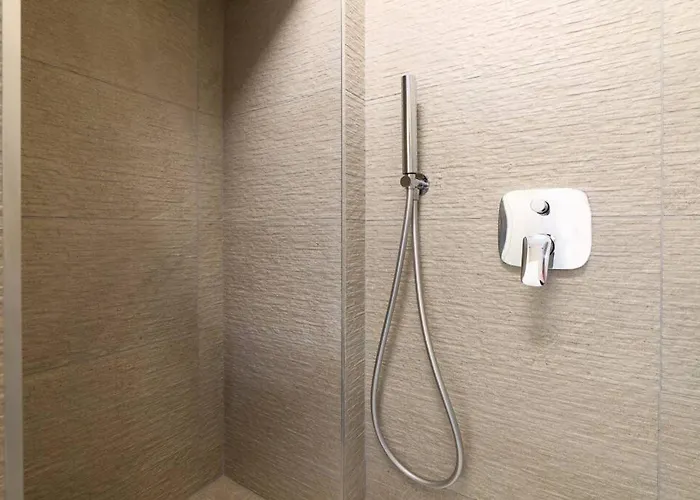 Contempora - Rosellini 6a Otel *