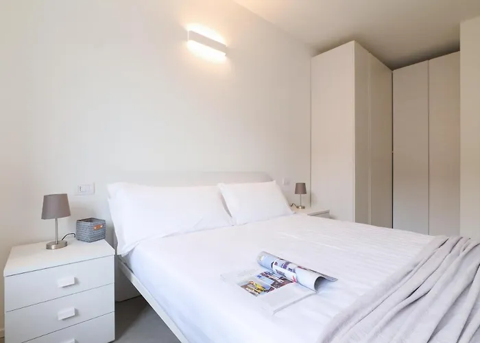 Contempora - Rosellini 6a Otel Milano