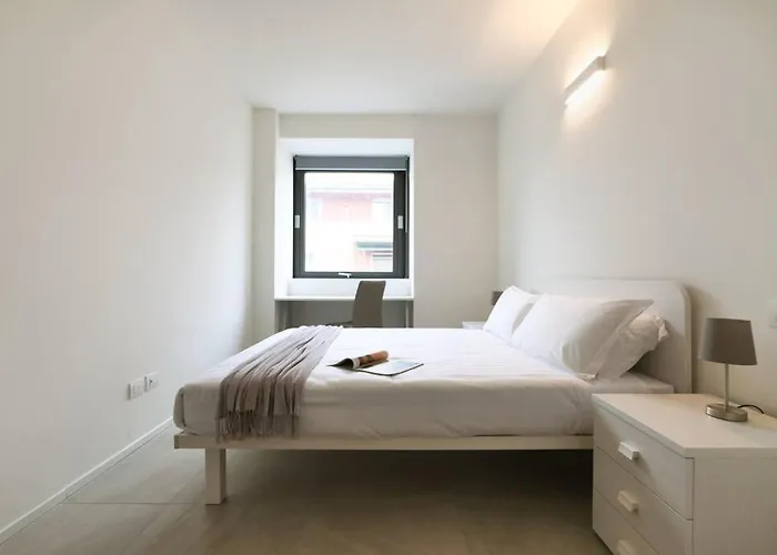 Contempora - Rosellini 6a Otel *